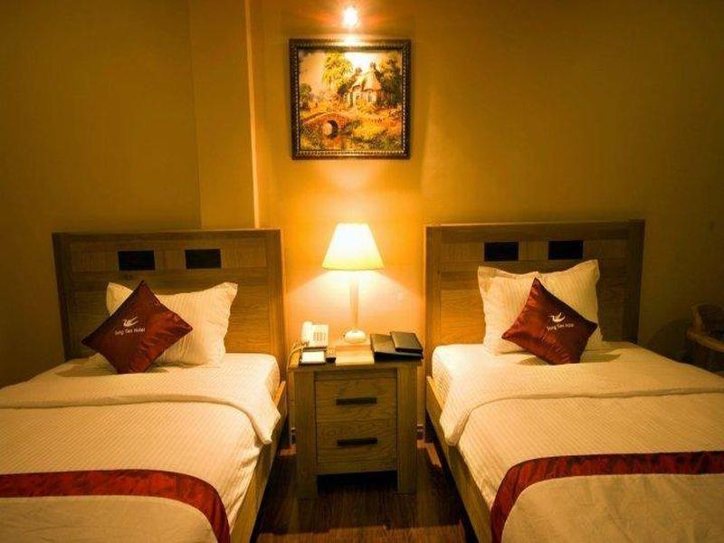 Ha Tien Hotel Екстер'єр фото