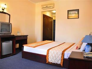Ha Tien Hotel Екстер'єр фото